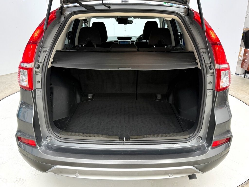 Used Honda CR-V 2018 for sale - 77680780: Photo 30