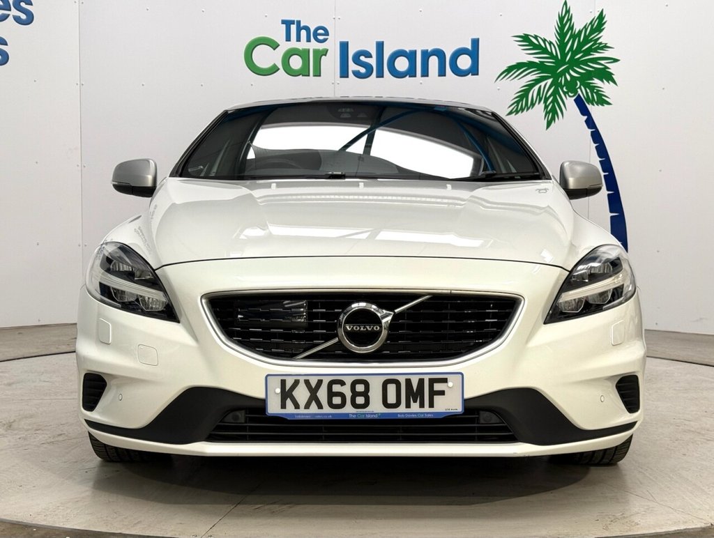 Used Volvo V40 2018 for sale - 77507662: Photo 2