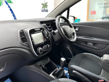Used Renault Captur 2017 for sale - 79843474: Photo