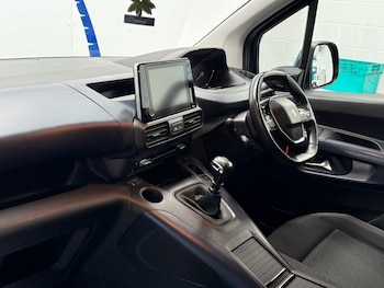 Used Peugeot Rifter 2019 for sale - 76132898: Photo