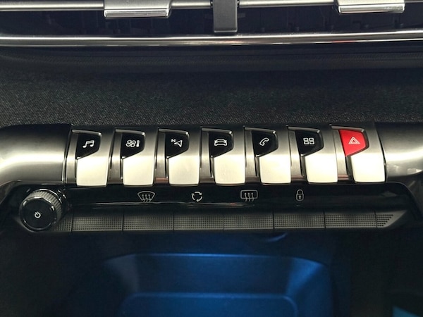 Used Peugeot 3008 2017 for sale - 76280145: Photo 27
