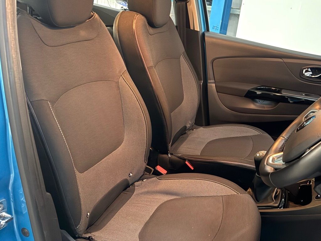 Used Renault Captur 2017 for sale - 77436504: Photo 17