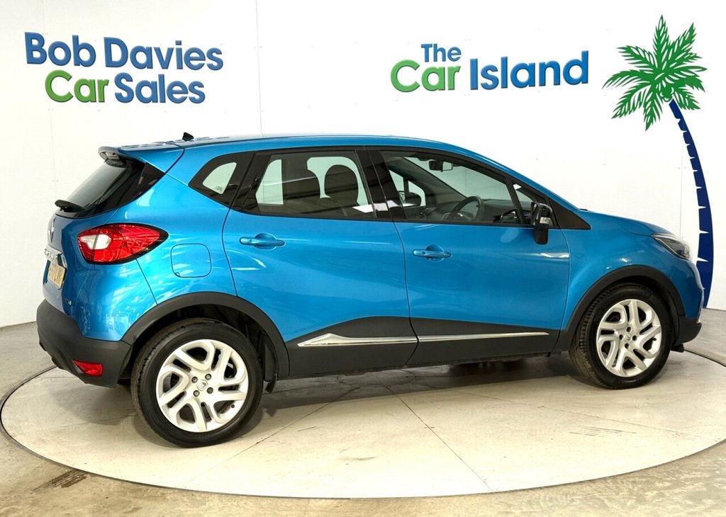 Used Renault Captur 2017 for sale - 77436504: Photo 9