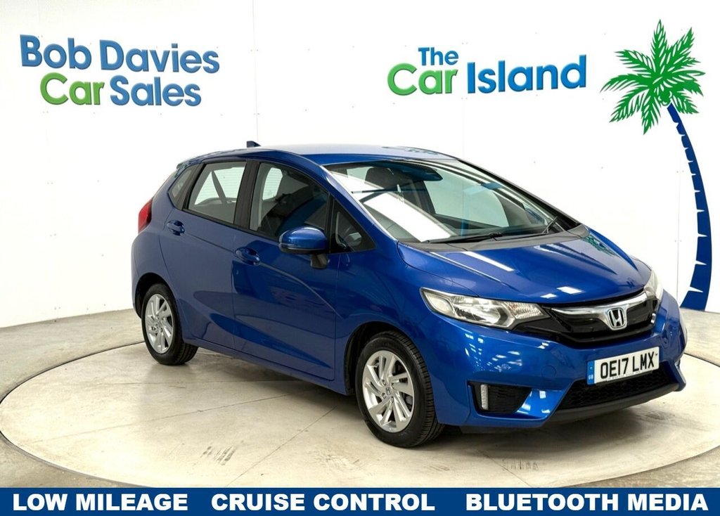 Used Honda Jazz 2017 for sale - 76132908: Photo 1