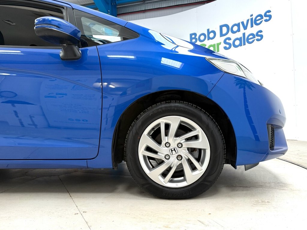 Used Honda Jazz 2017 for sale - 76132908: Photo 11