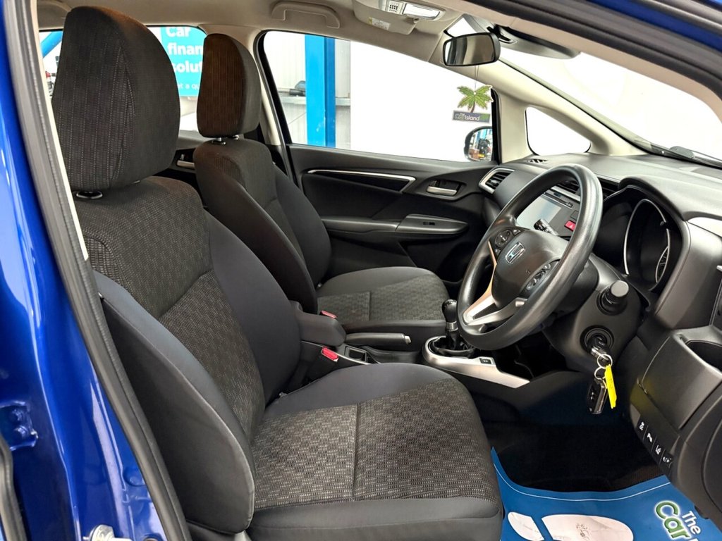Used Honda Jazz 2017 for sale - 76132908: Photo 16