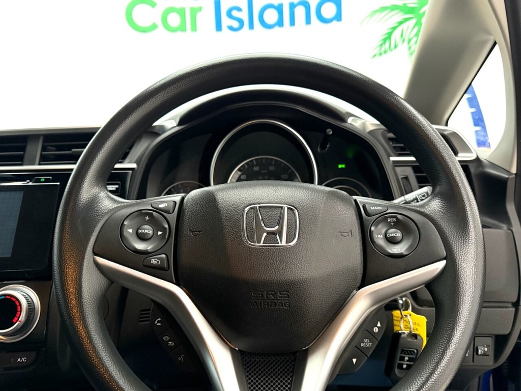 Used Honda Jazz 2017 for sale - 76132908: Photo 19