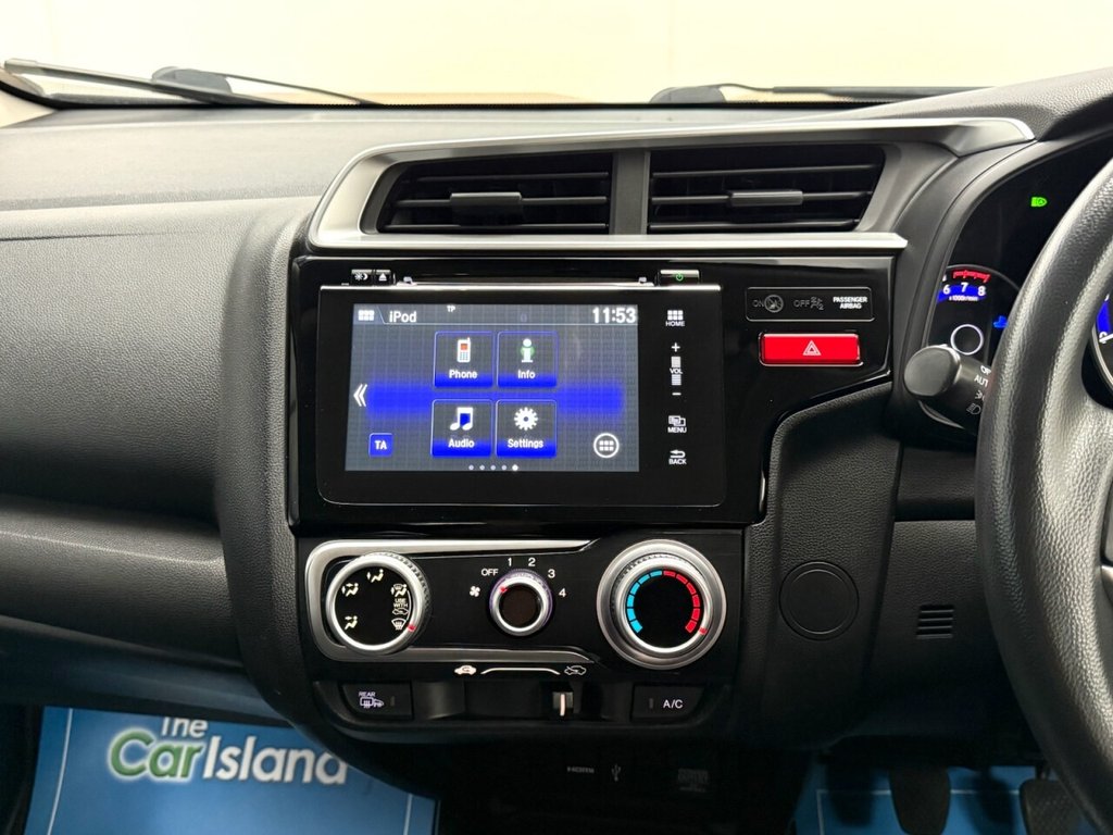 Used Honda Jazz 2017 for sale - 76132908: Photo 23