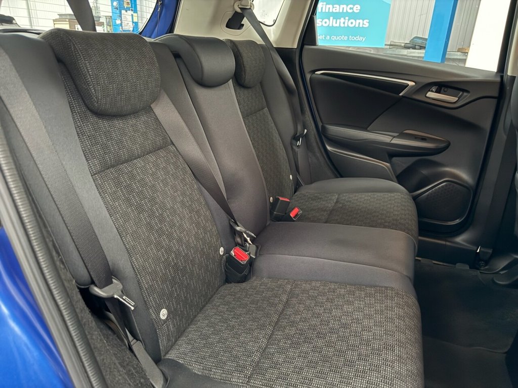 Used Honda Jazz 2017 for sale - 76132908: Photo 31