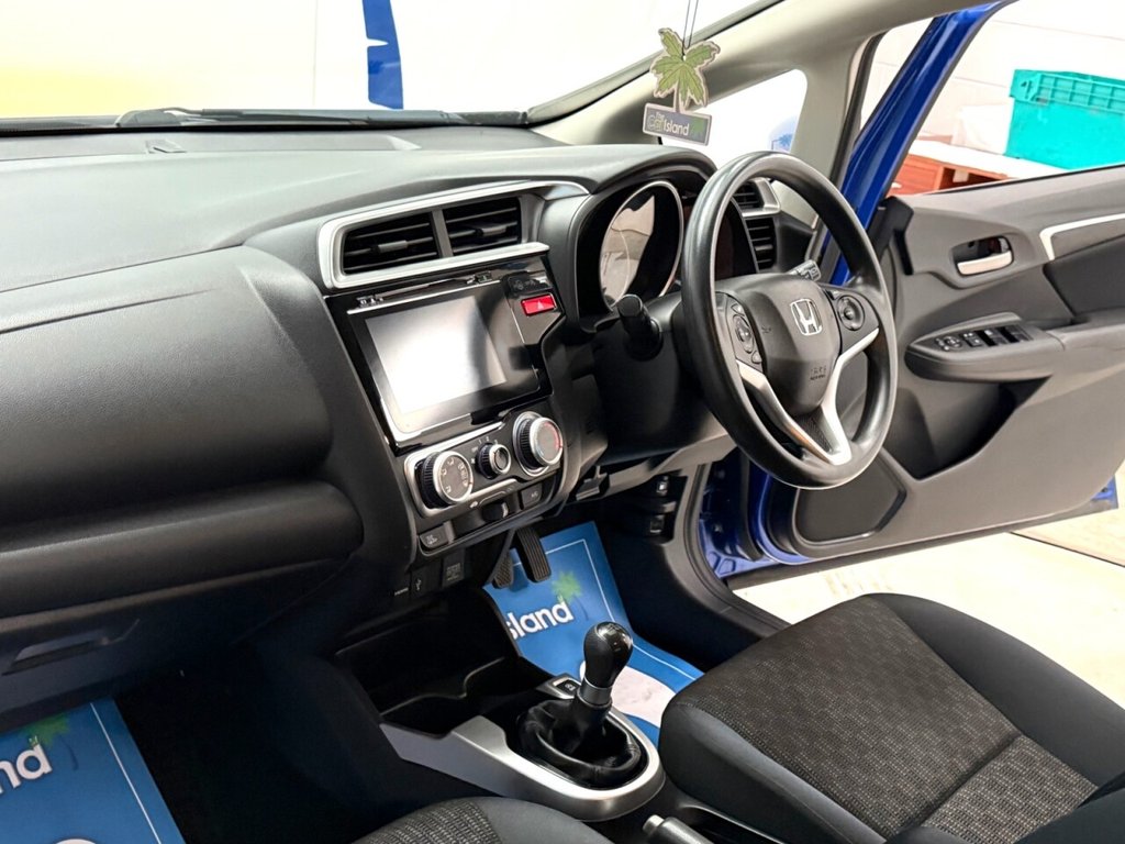 Used Honda Jazz 2017 for sale - 76132908: Photo 4