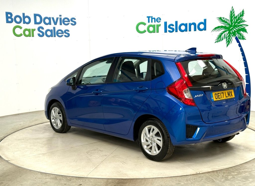 Used Honda Jazz 2017 for sale - 76132908: Photo 6