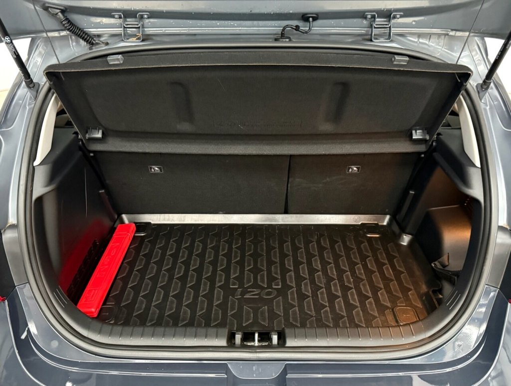 Used Hyundai i20 2021 for sale - 76547159: Photo 33