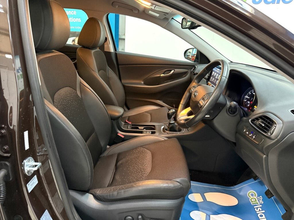 Used Hyundai i30 2017 for sale - 77133574: Photo 16