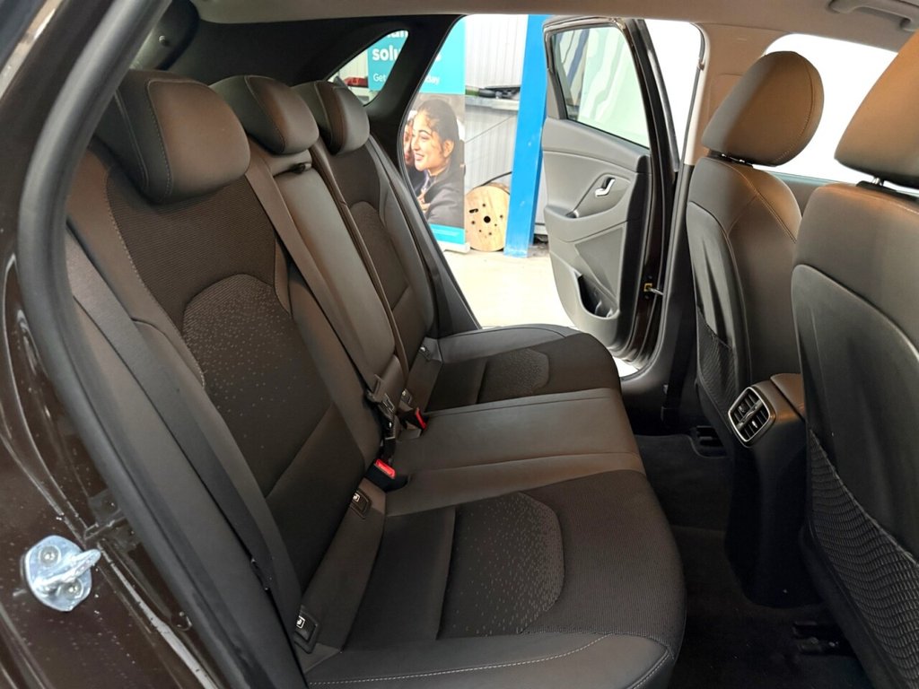 Used Hyundai i30 2017 for sale - 77133574: Photo 32