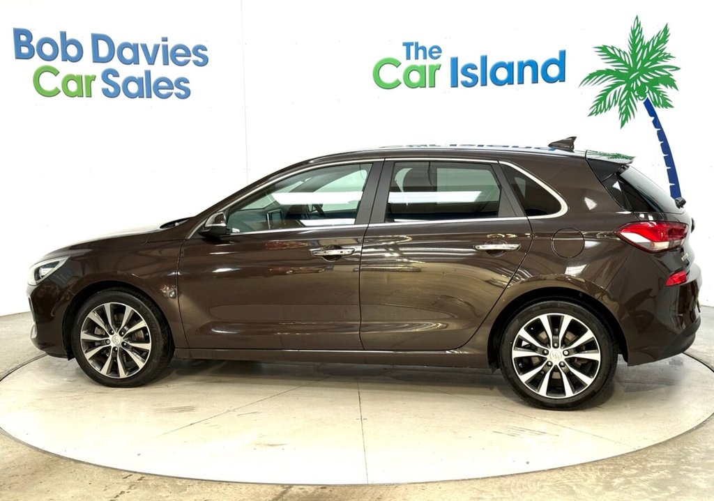 Used Hyundai i30 2017 for sale - 77133574: Photo 5