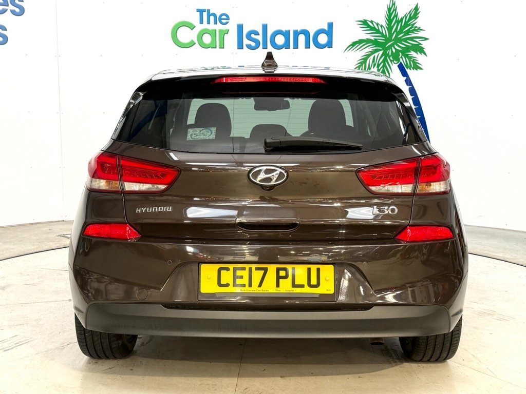 Used Hyundai i30 2017 for sale - 77133574: Photo 7