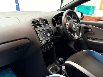 Used Volkswagen Polo 2017 for sale - 75877622: Photo