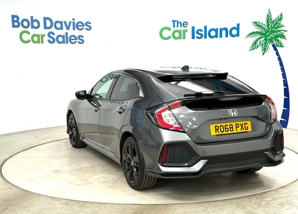 Used Honda Civic 2018 for sale - 74592530: Photo 6