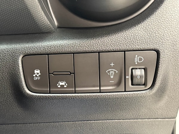 Used Hyundai KONA 2019 for sale - 76132897: Photo 22