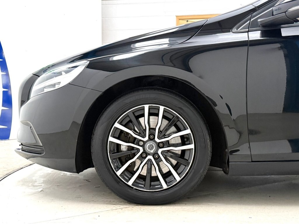 Used Volvo V40 2019 for sale - 77133573: Photo 10