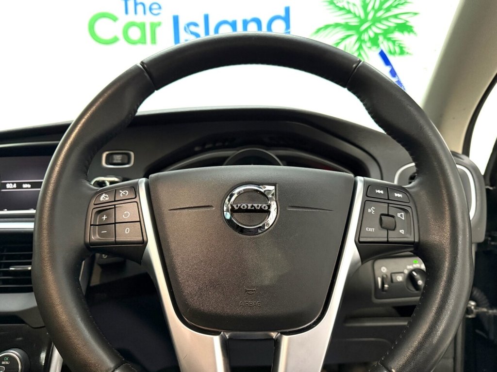 Used Volvo V40 2019 for sale - 77133573: Photo 18