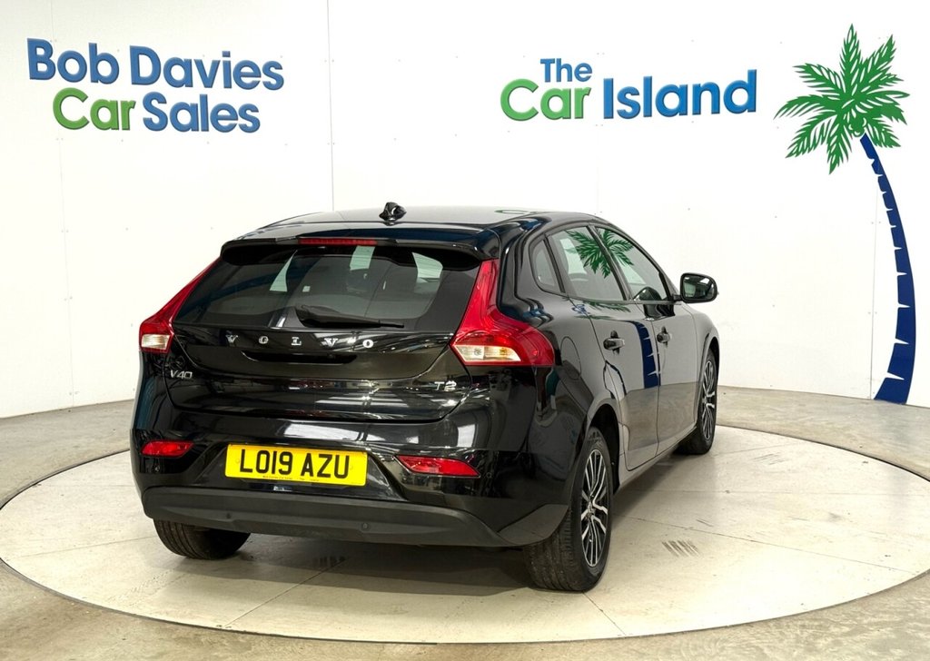 Used Volvo V40 2019 for sale - 77133573: Photo 8
