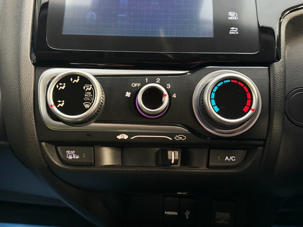 Used Honda Jazz 2017 for sale - 77936172: Photo 23