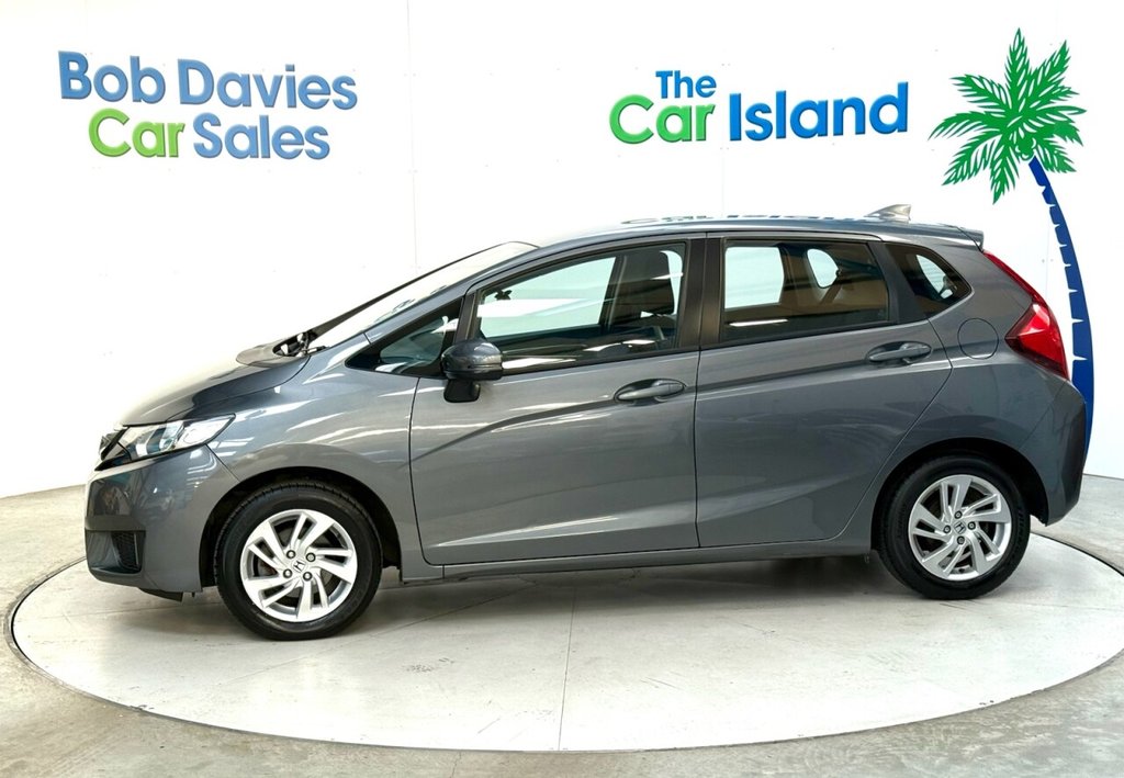 Used Honda Jazz 2017 for sale - 77936172: Photo 5