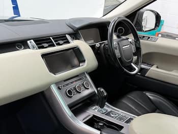 Used Land Rover Range Rover Sport 2017 for sale - 79643561: Photo