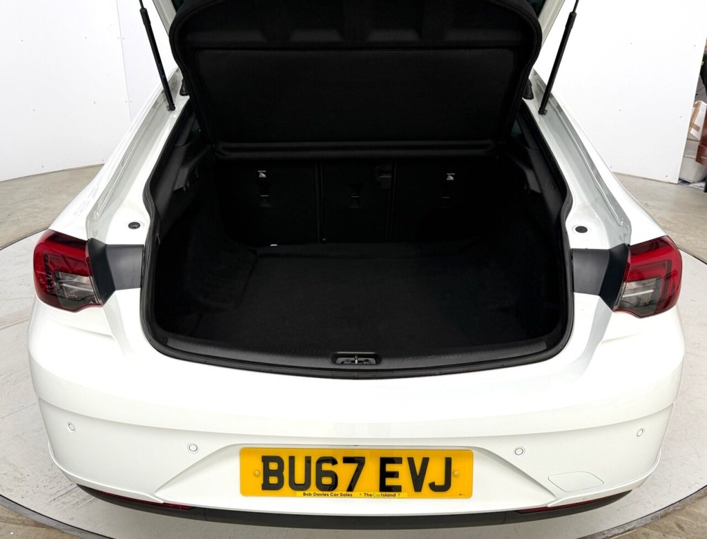 Used Vauxhall Insignia 2017 for sale - 77820753: Photo 32