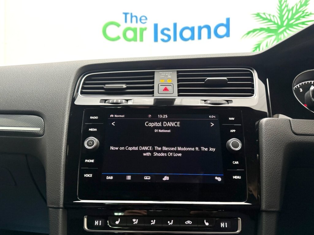 Used Volkswagen Golf 2020 for sale - 77301816: Photo 22