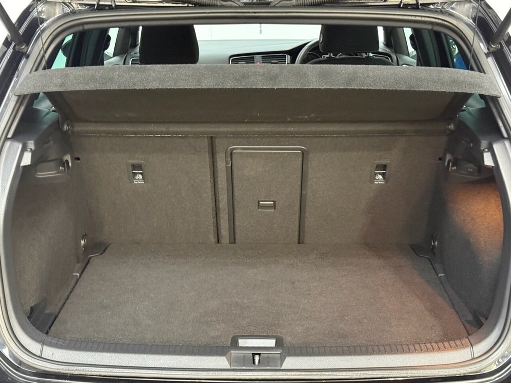 Used Volkswagen Golf 2020 for sale - 77301816: Photo 31