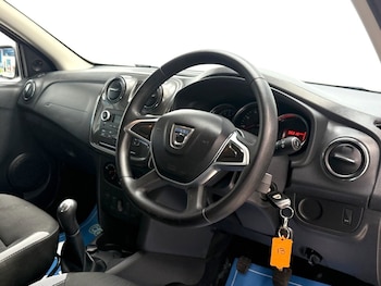 Used Dacia Sandero Stepway 2018 for sale - 78974740: Photo