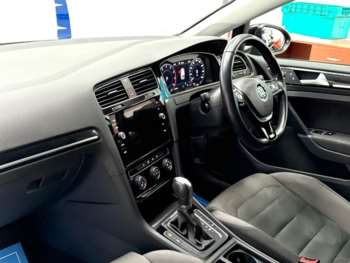 Used Volkswagen Golf 2018 for sale - 75287201: Photo