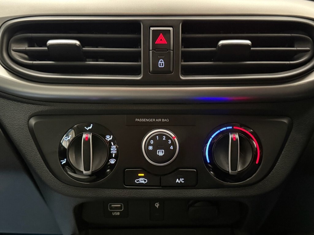 Used Hyundai i10 2020 for sale - 77200377: Photo 31