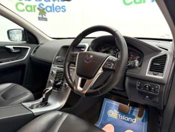 Used Volvo XC60 2017 for sale - 74885096: Photo
