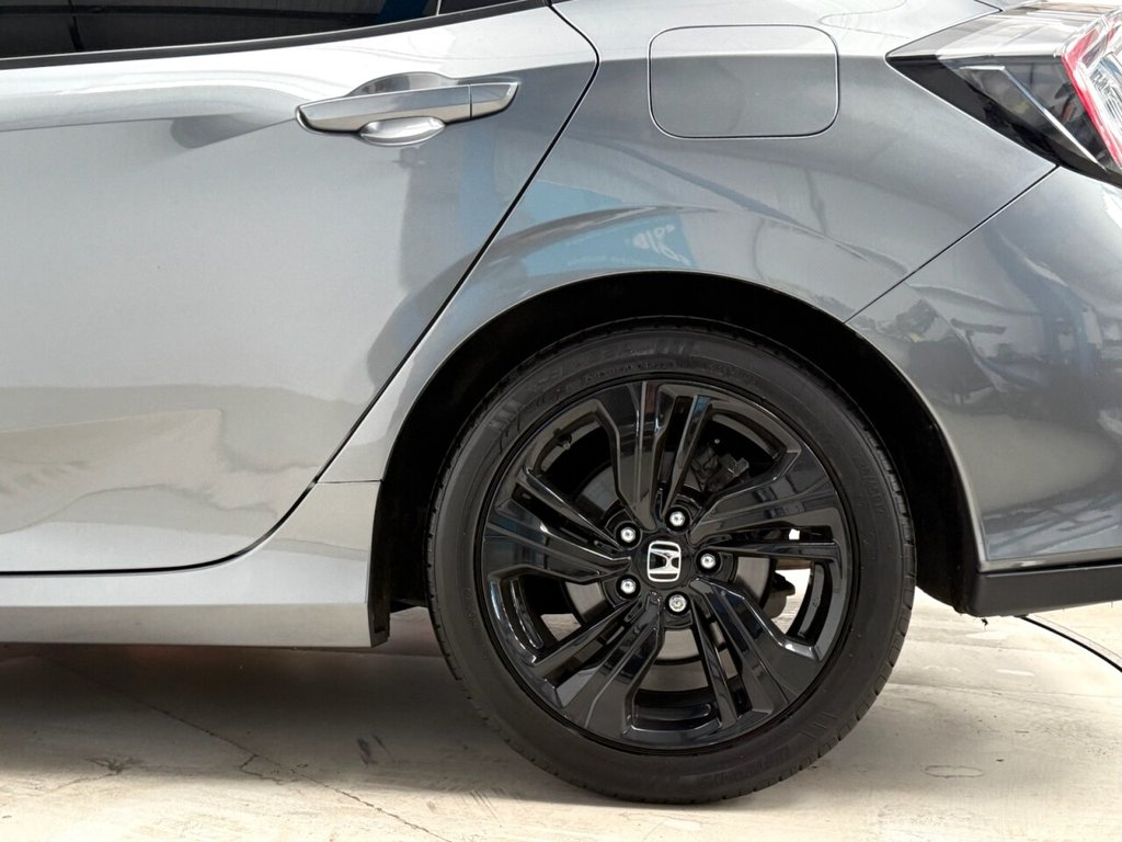 Used Honda Civic 2018 for sale - 77748329: Photo 12