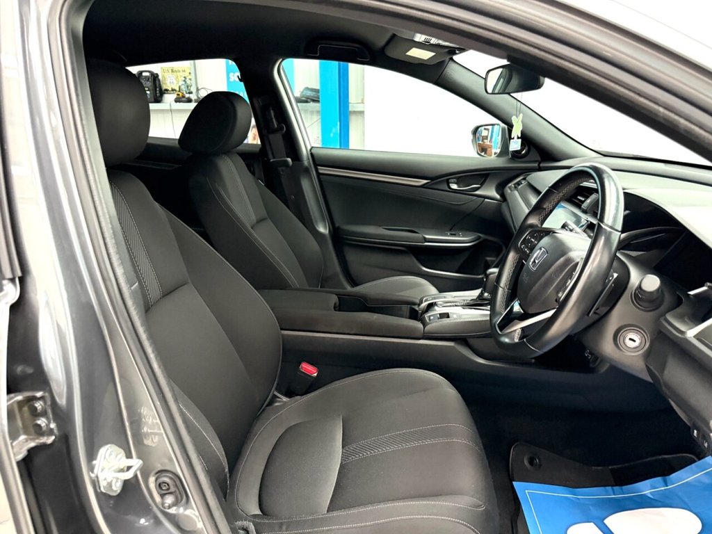 Used Honda Civic 2018 for sale - 77748329: Photo 16