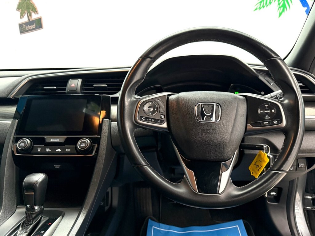 Used Honda Civic 2018 for sale - 77748329: Photo 18