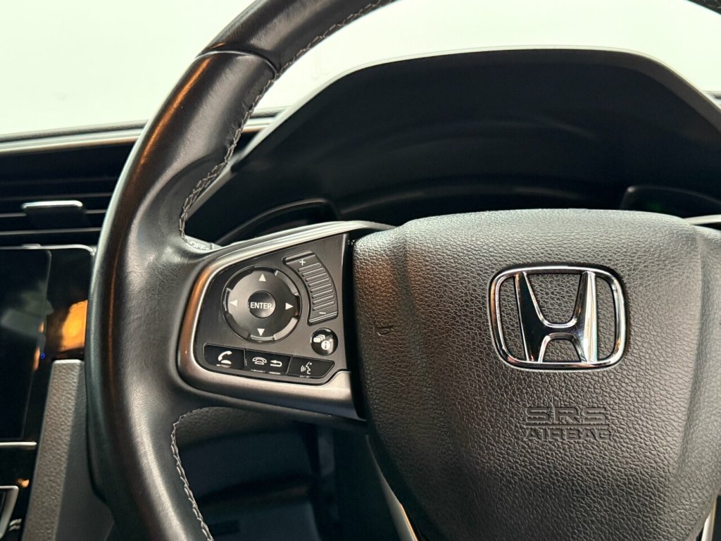 Used Honda Civic 2018 for sale - 77748329: Photo 20