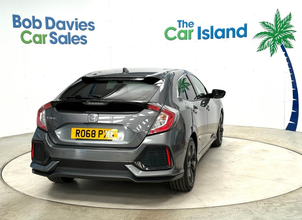 Used Honda Civic 2018 for sale - 77748329: Photo 8