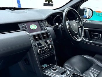 Used Land Rover Discovery Sport 2019 for sale - 76510230: Photo