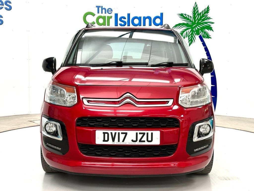 Used Citroen C3 Picasso 2017 for sale - 76923147: Photo 2
