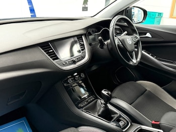 Used Vauxhall Grandland X 2019 for sale - 76202893: Photo
