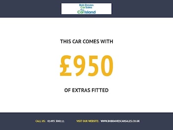 Used Volvo V40 2019 for sale - 78387290: Photo