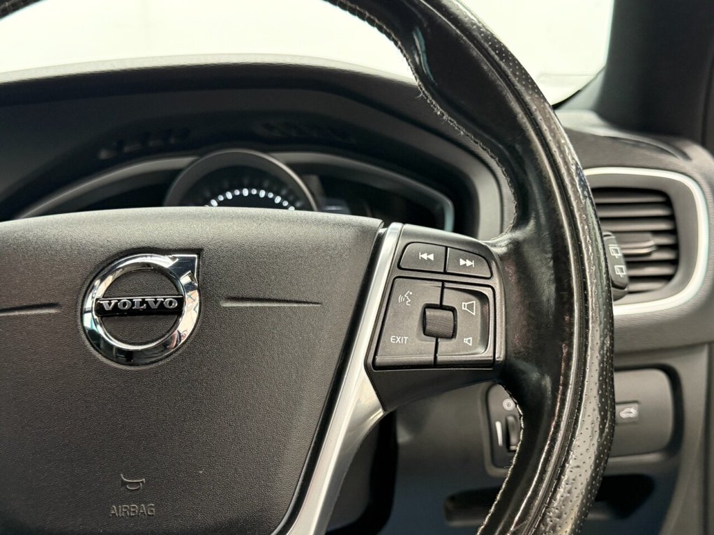 Used Volvo V40 2016 for sale - 75986591: Photo 21