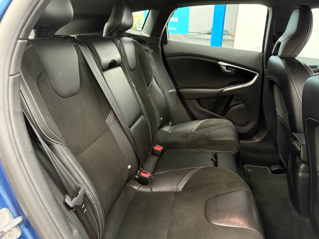 Used Volvo V40 2016 for sale - 75986591: Photo 32