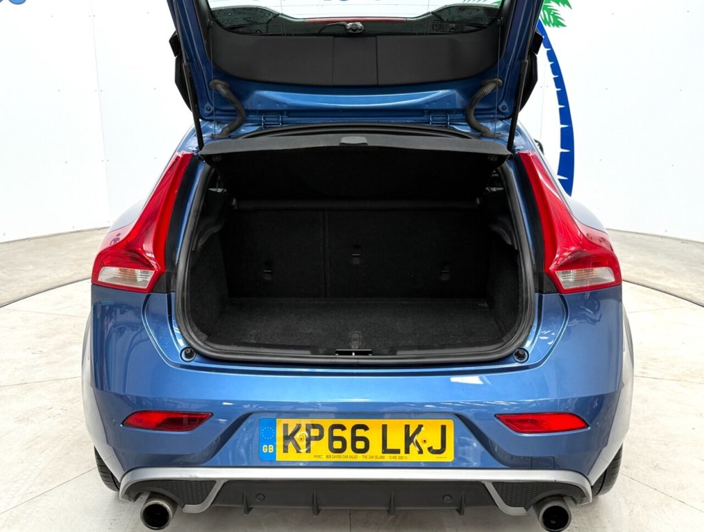 Used Volvo V40 2016 for sale - 75986591: Photo 33