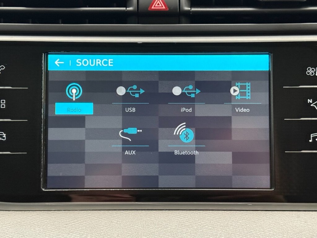 Used Citroen C4 Grand Picasso 2017 for sale - 76792311: Photo 24