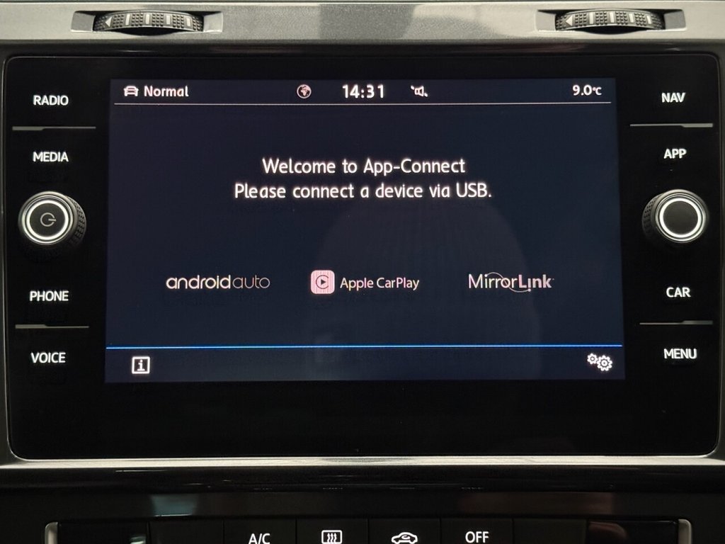 Used Volkswagen Golf 2018 for sale - 77849992: Photo 24